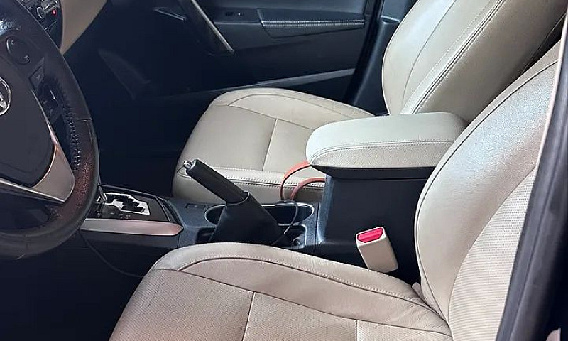 Toyota Corolla Altis...