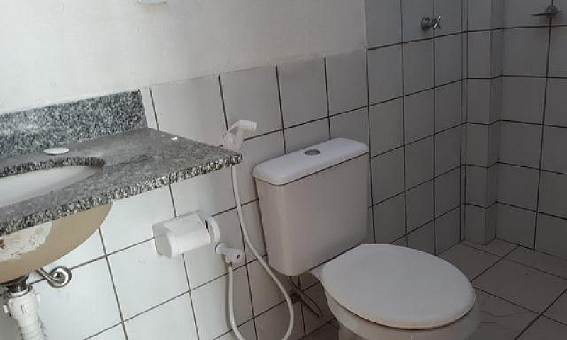 Ótima Casa No Reside...
