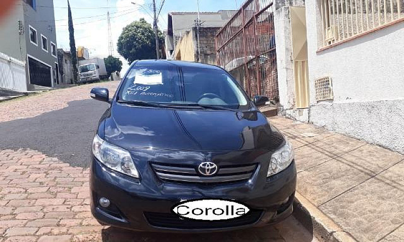 Vendo Toyota Corolla...