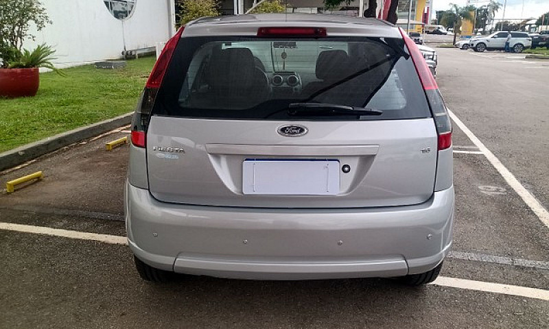 Fiesta Hatch 1.6. 8V...