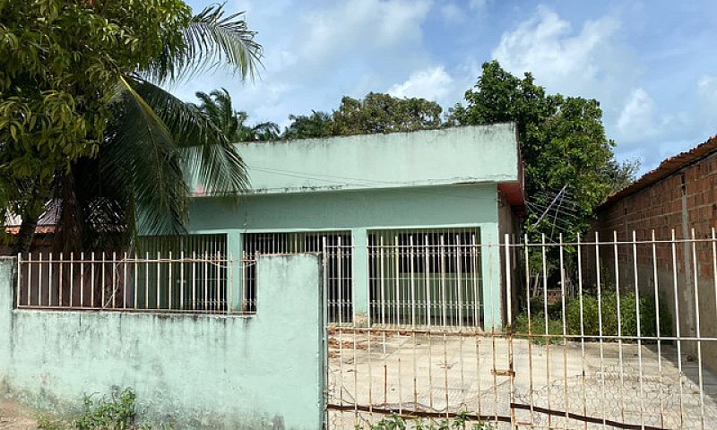 Vende-Se Casa Em Pon...