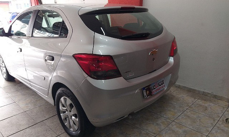 Chevrolet Onix Joy T...
