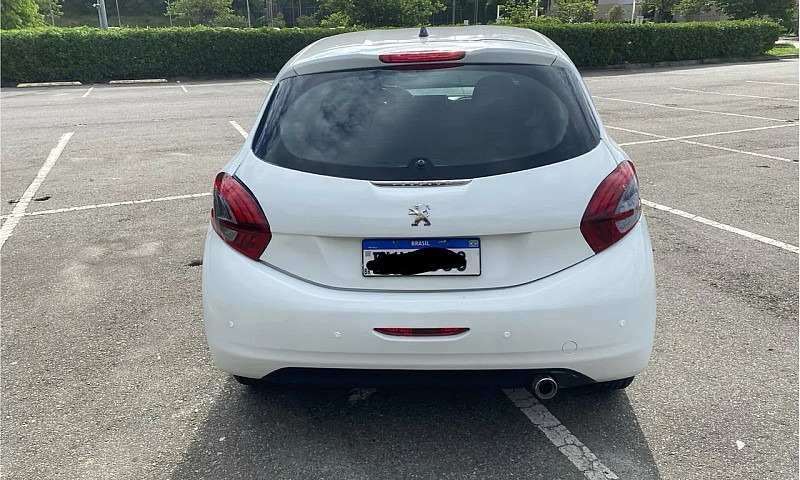 Peugeot 208 Active 2...