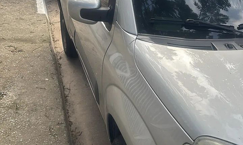 Fiat Uno Vivace Cele...