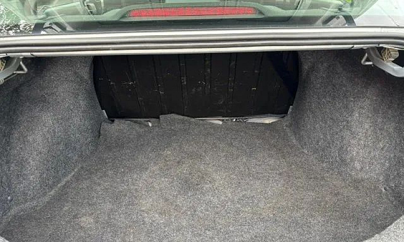 Volkswagen Voyage 1....