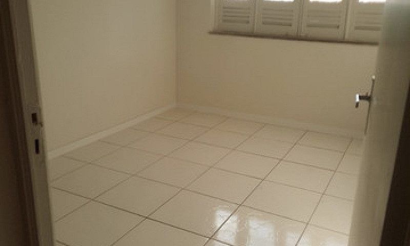 Apartamento 2/4 - Na...