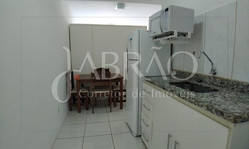 Apartamento Com Um Q...