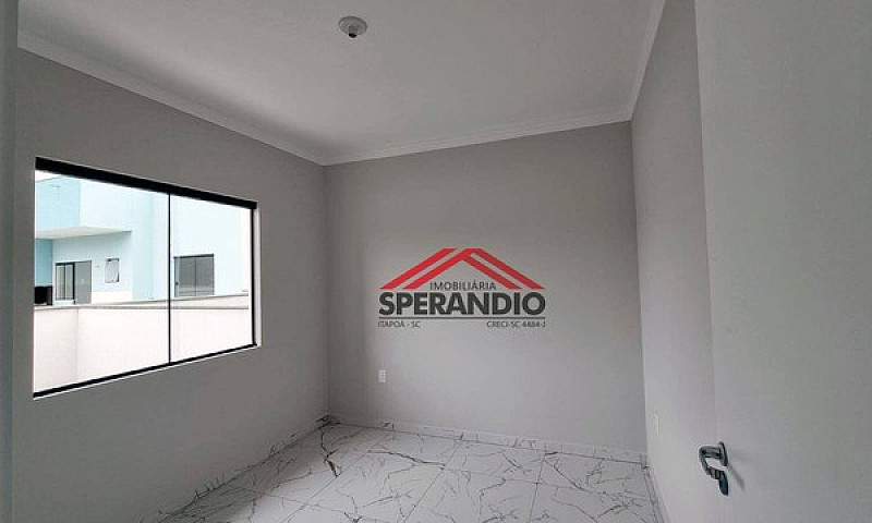 Casa Com 2 Dormitóri...
