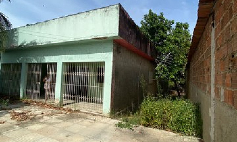 Vende-Se Casa Em Pon...