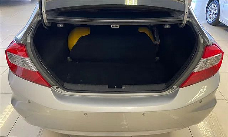 Honda Civic 2015 1.8...