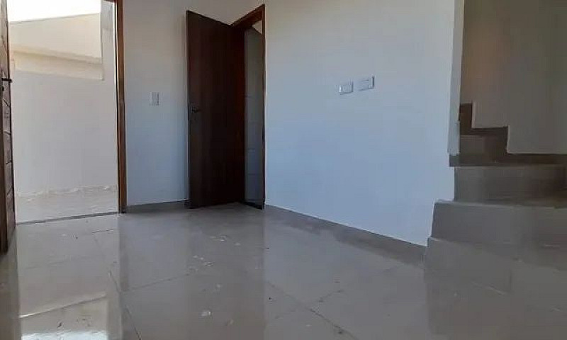 Lindo Sobrado De Esq...