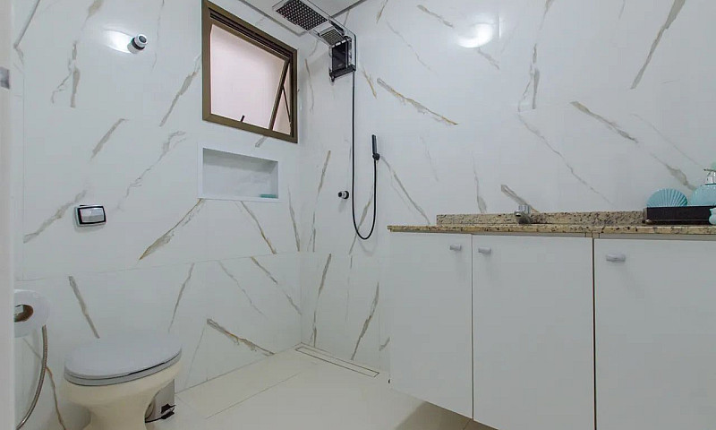 Apartamento À Beira-...