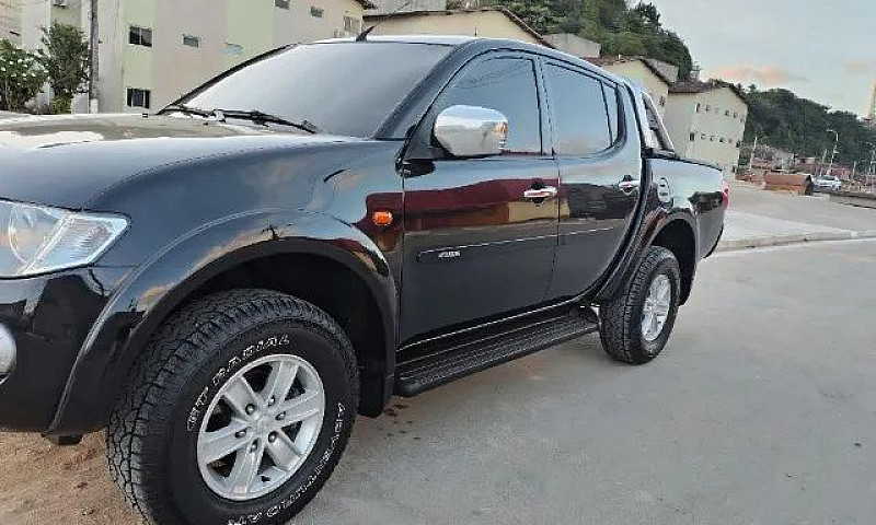 Mitsubishi L200 Trit...