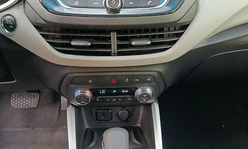 Chevrolet Onix Hatch...