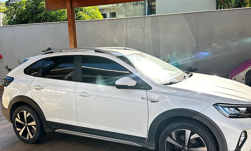 Volkswagen Nivus Hig...