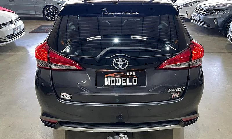 Toyota Yaris X-Way C...