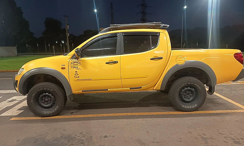 Mitsubishi L200 Trit...