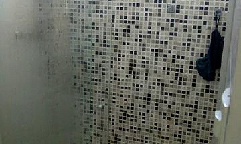 Quarto Para Alugar...