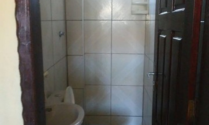 Aluga Se Apartamento...