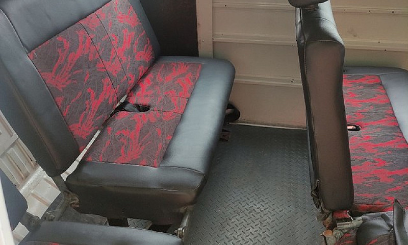 Kombi 12 Lugares...