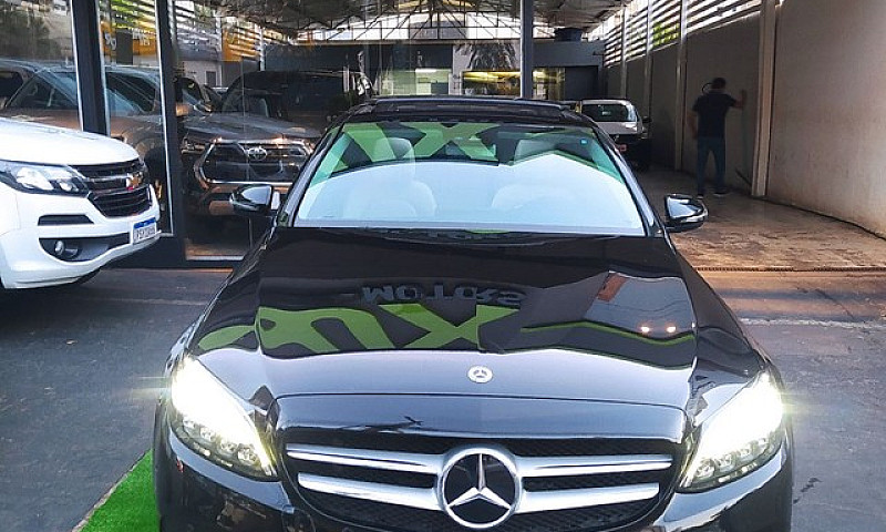 Mercedes-Benz C-200 ...