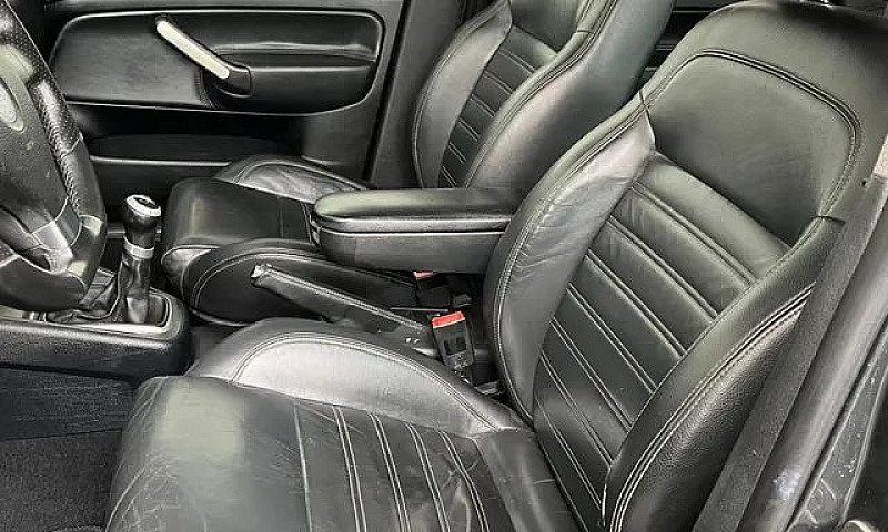 Golf 1.6 Sportline 2...