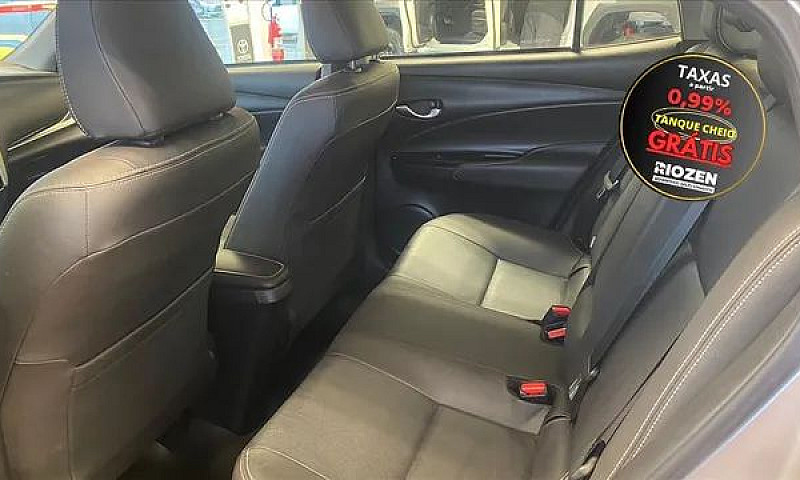 Toyota Yaris 1.5 16V...