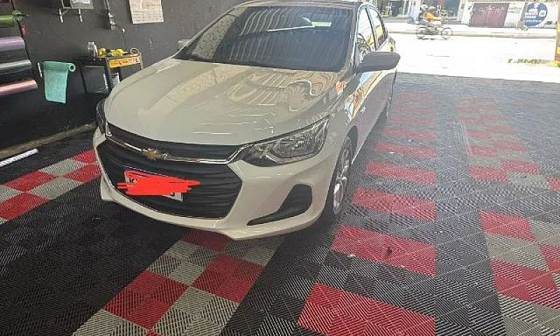 Chevrolet Onix Plus ...