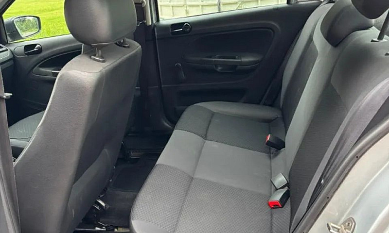 Volkswagen Voyage 1....