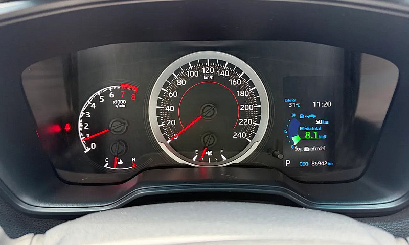 Toyota Corolla Cross...