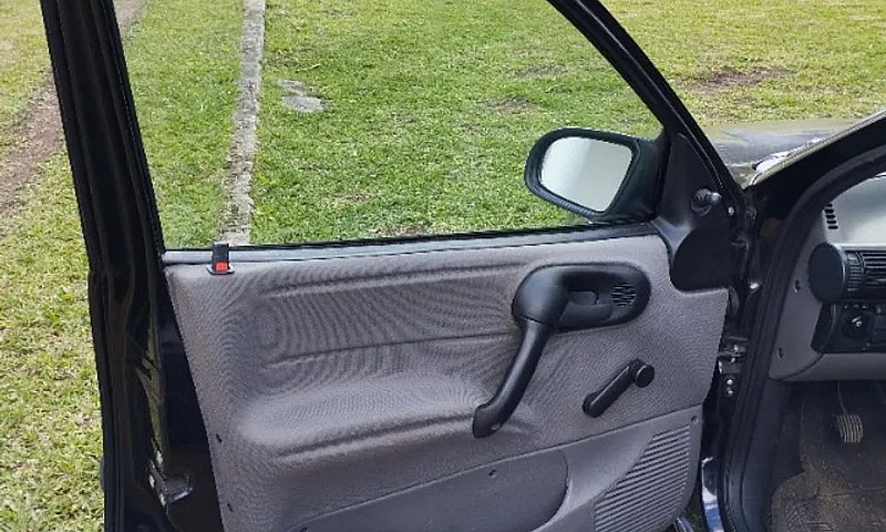 Chevrolet Corsa Sed ...