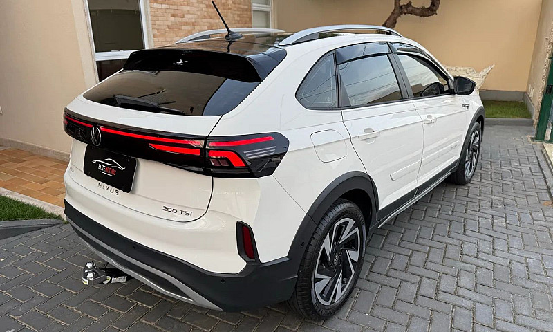 Volkswagen Nivus Hig...