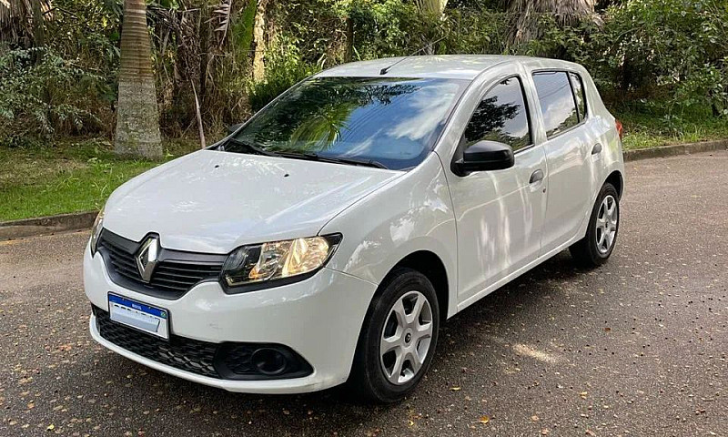Renault Sandero Auth...