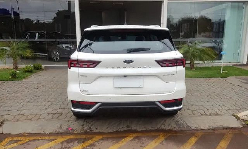 Ford Territory Titan...