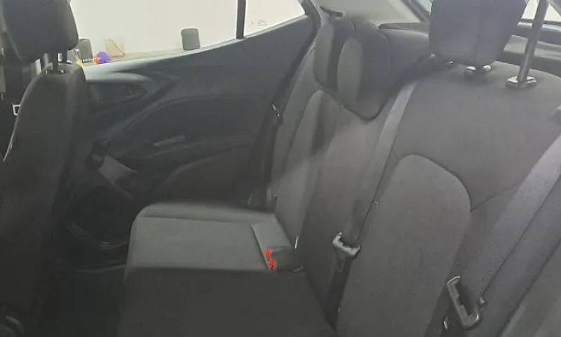 Fiat Argo Drive 1.0 ...