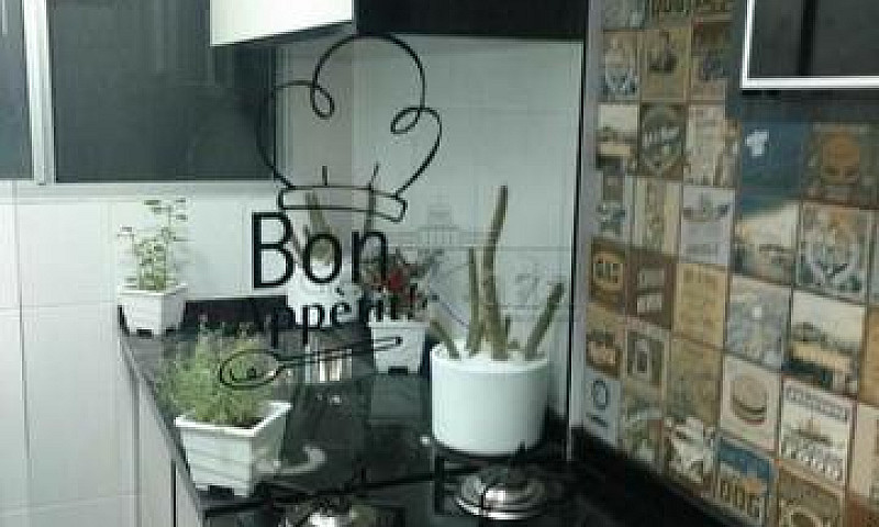 Apartamento / Padrão...