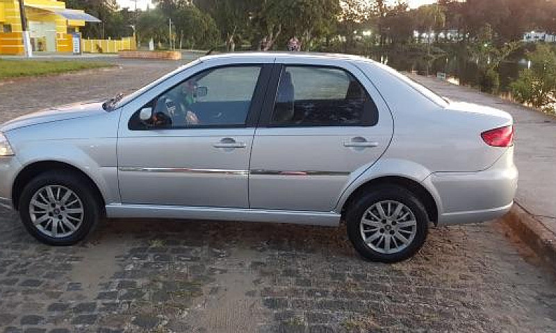 Fiat Siena...