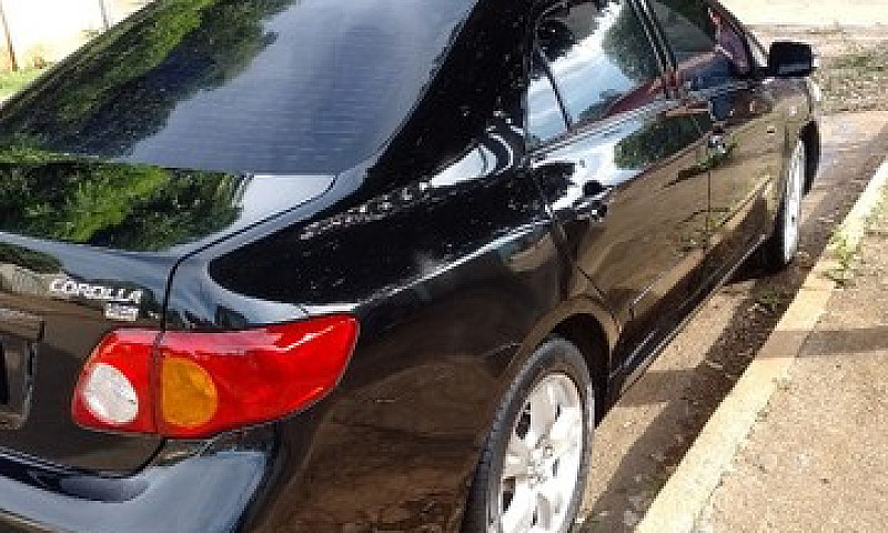 Carro Toyota Corolla...