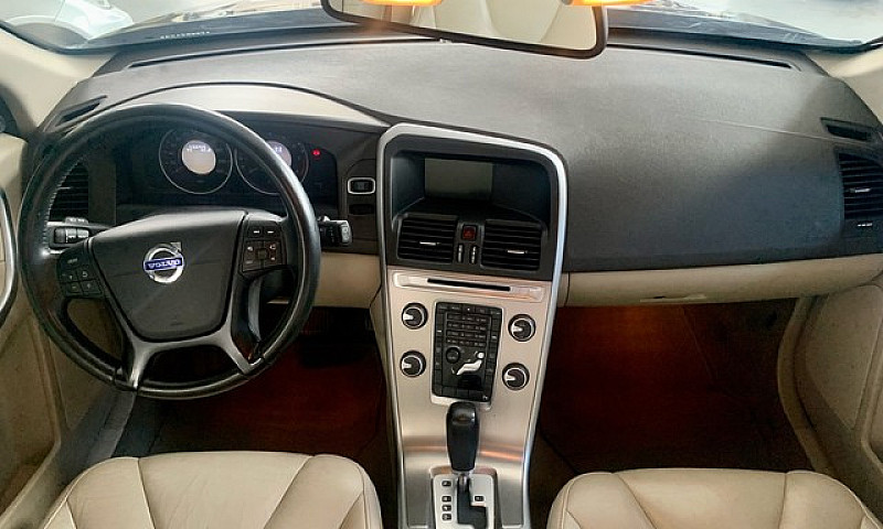 Volvo 2012 Xc60 2.0 ...