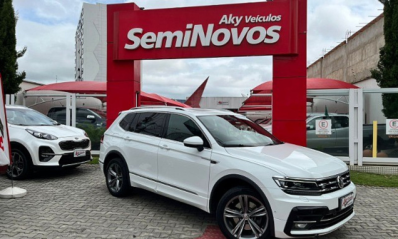 Volkswagen  Tiguan A...