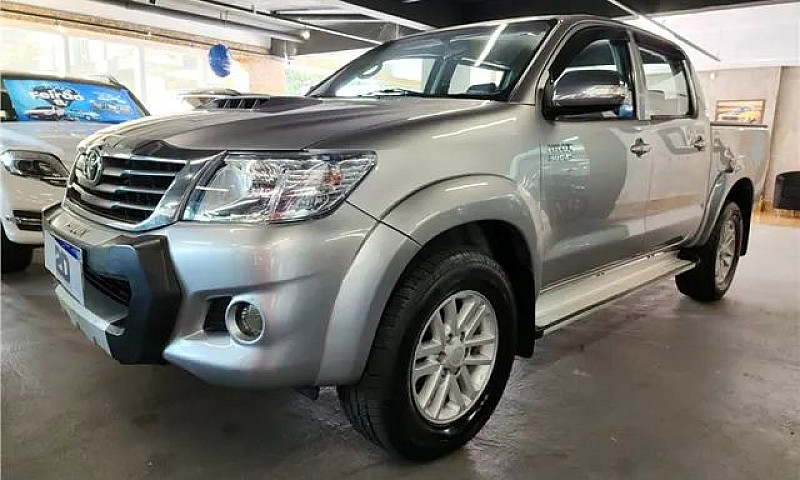 Toyota Hilux 3.0 Srv...