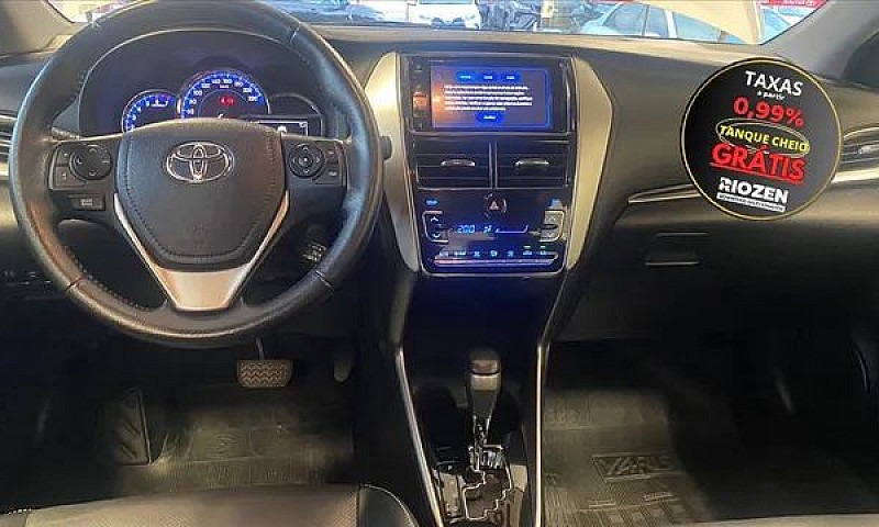 Toyota Yaris 1.5 16V...