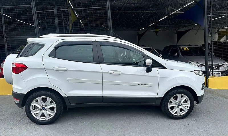 Ecosport Titanium 2....