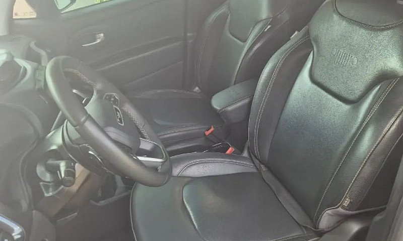 Jeep Renegade Long. ...
