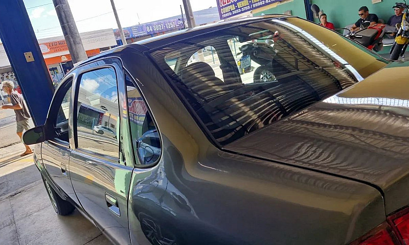 Chevrolet Classic Li...