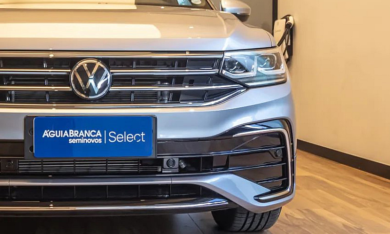 Volkswagen Tiguan Al...