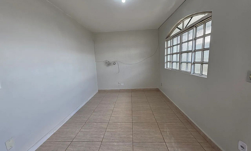 Alugo Apartamento Um...