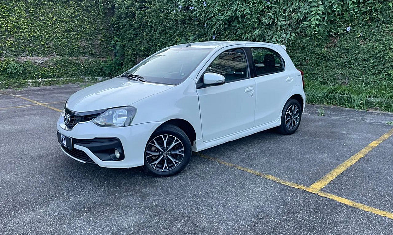 Toyota Etios Platinu...