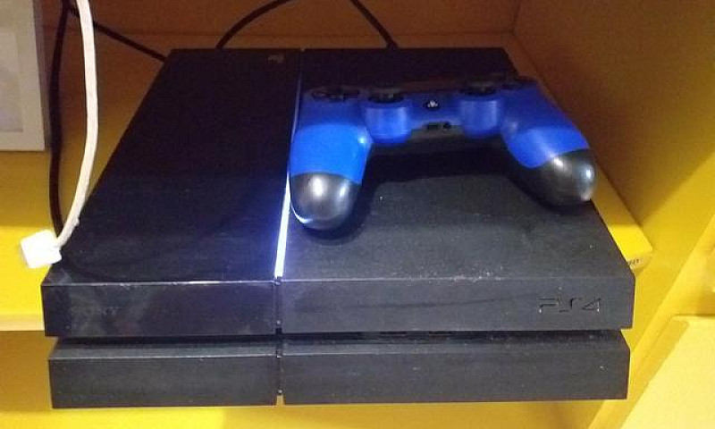 Vendo Ps4...