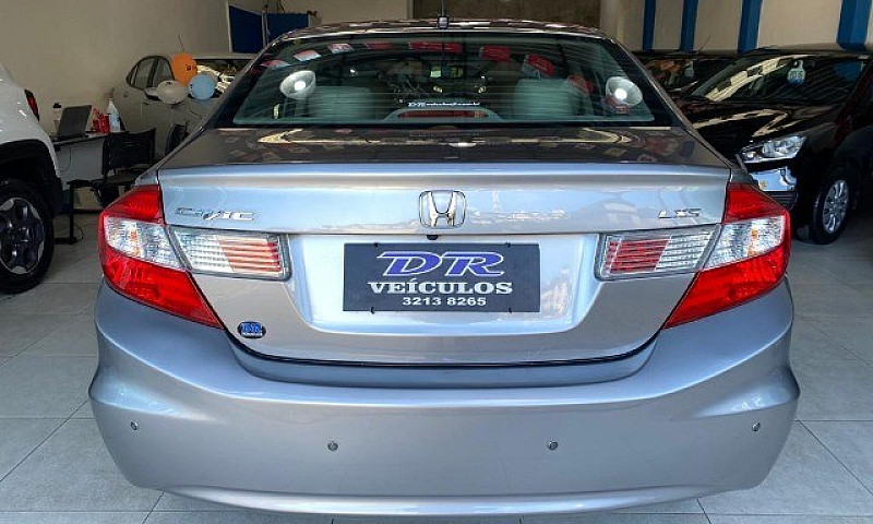 Civic Lxs 1.8 Aut. 2...
